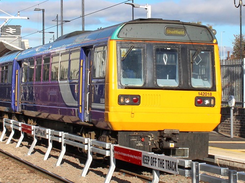 BR 55559 Class 142 BR Leyland 4-wheel 'Pacer' DMS built 1985