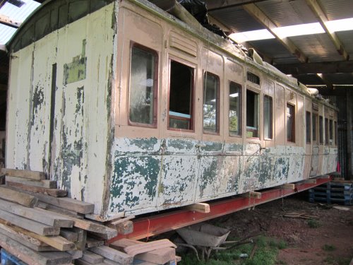 LNWR 5 Compt Third, later Lavatory Composite (body only) built 1888