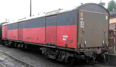 Kevin Stroud 25/08/2006. Earlier livery: BR Rail Express Systems